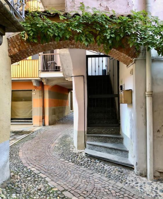 דירות אינטרה Casa Del Borghetto מראה חיצוני תמונה